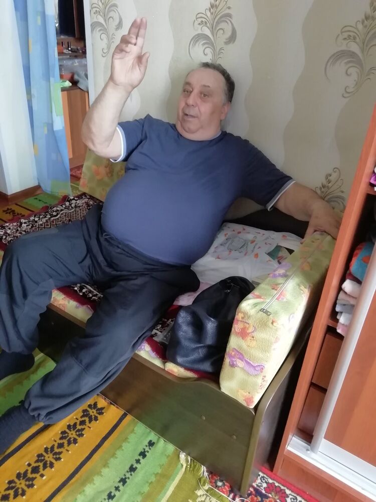  38312951  , 71 ,    