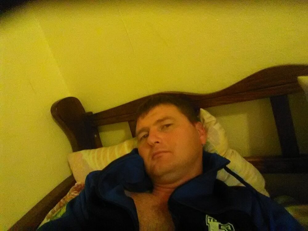  ,   Cergej, 43 ,   