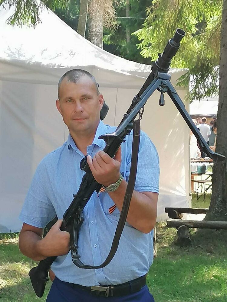  -,   , 42 ,  