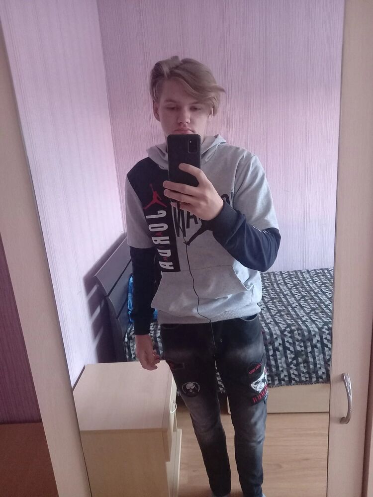  43856261  , 22 ,    