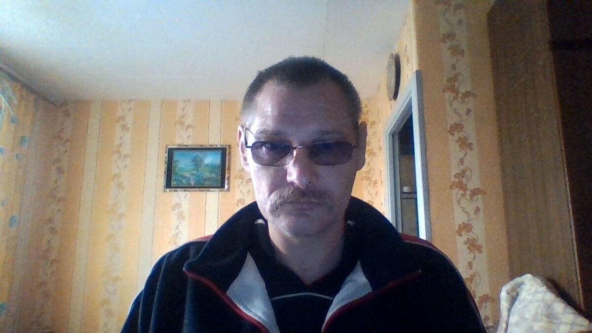  ,   Eduard, 57 ,   