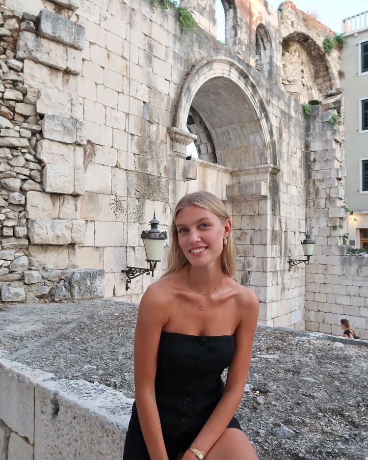  ,   , 29 ,   ,   