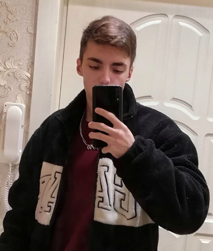  33974621  Sergey, 22 ,    