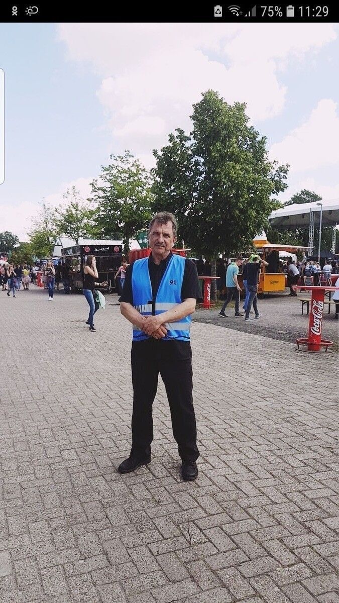  ,   Alberto, 60 ,   ,   , c 