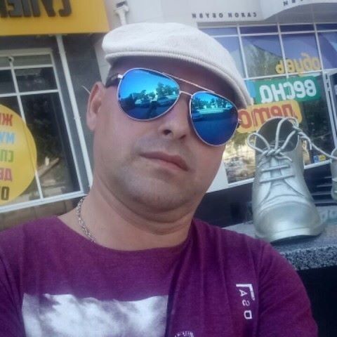  19367351  VETAN, 57 ,    