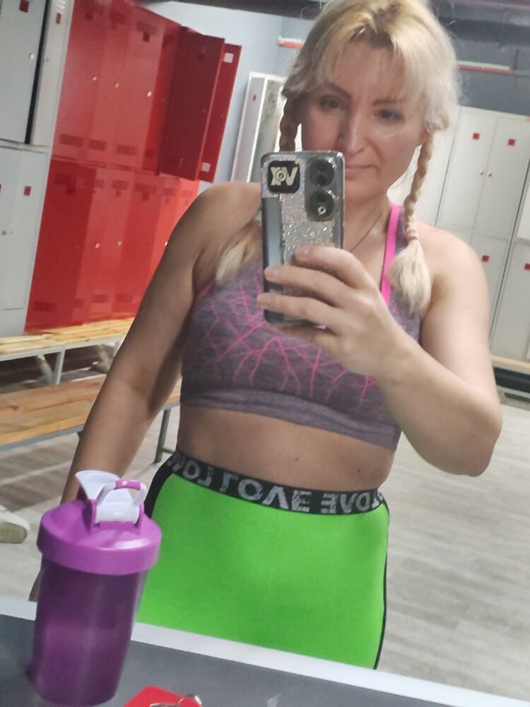  --,   , 40 ,     , c 