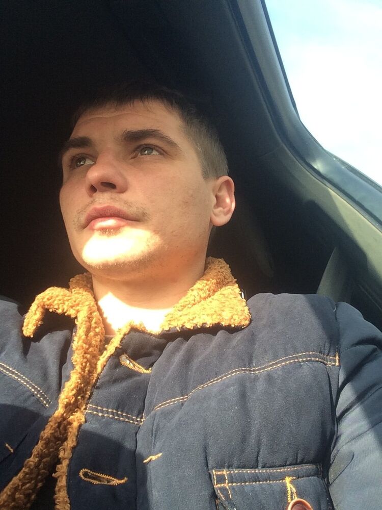  ,   Sergiu, 39 ,   ,   , c 