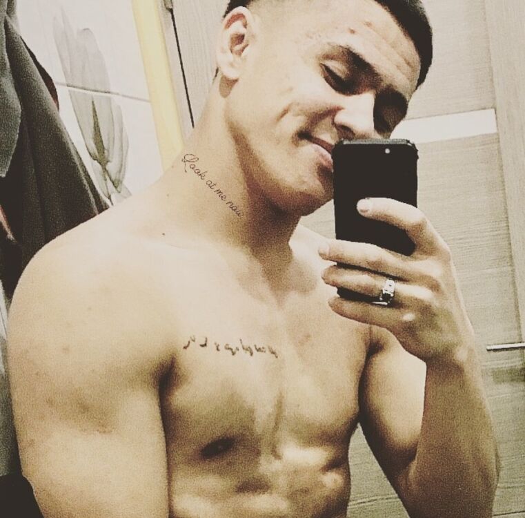  39247551  , 26 ,    
