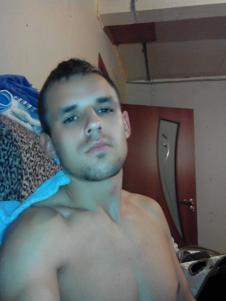  16164651  Sergei, 35 ,    