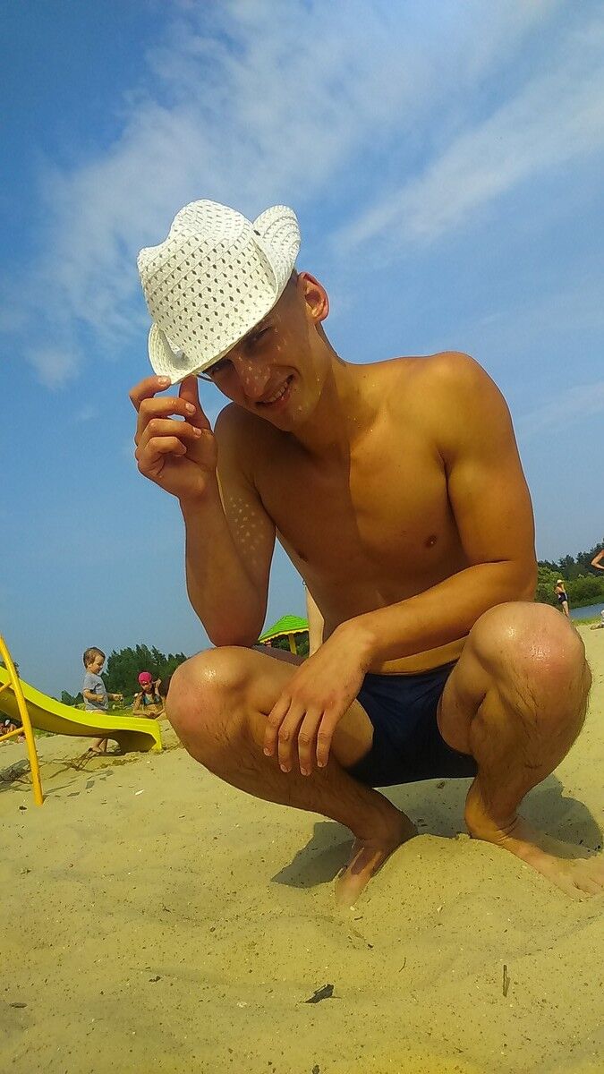  ,   Vito, 35 ,   , 