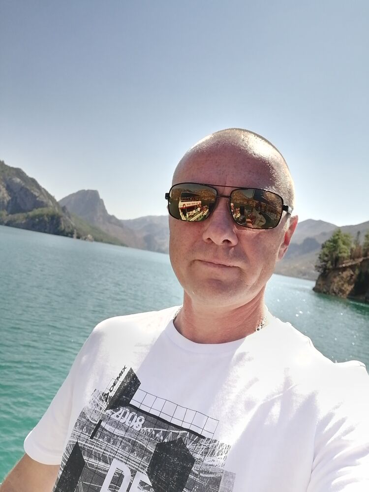   ,   Viktor, 45 ,   ,   , c , 