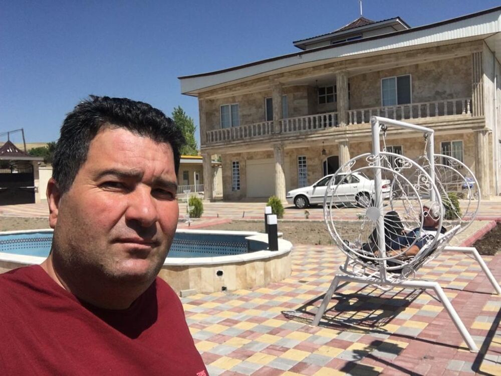  ,   Arash, 47 ,   ,   