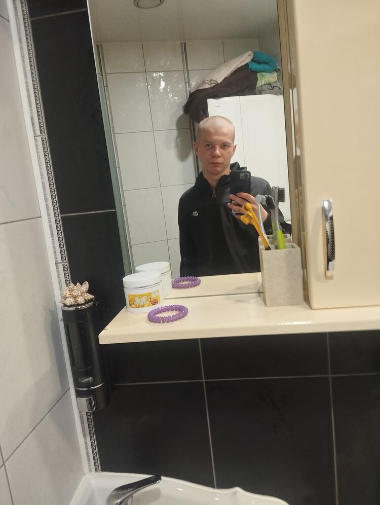  52747871  , 21 ,    