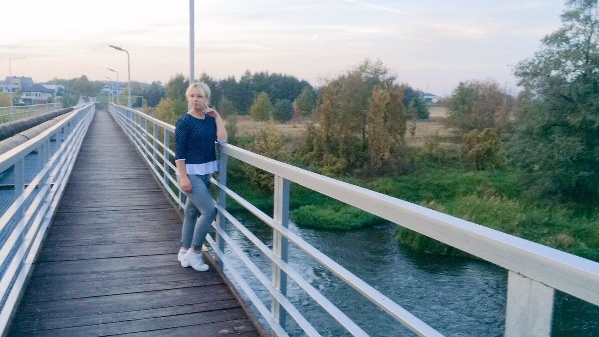  ,   Viktoria, 26 ,     , c 