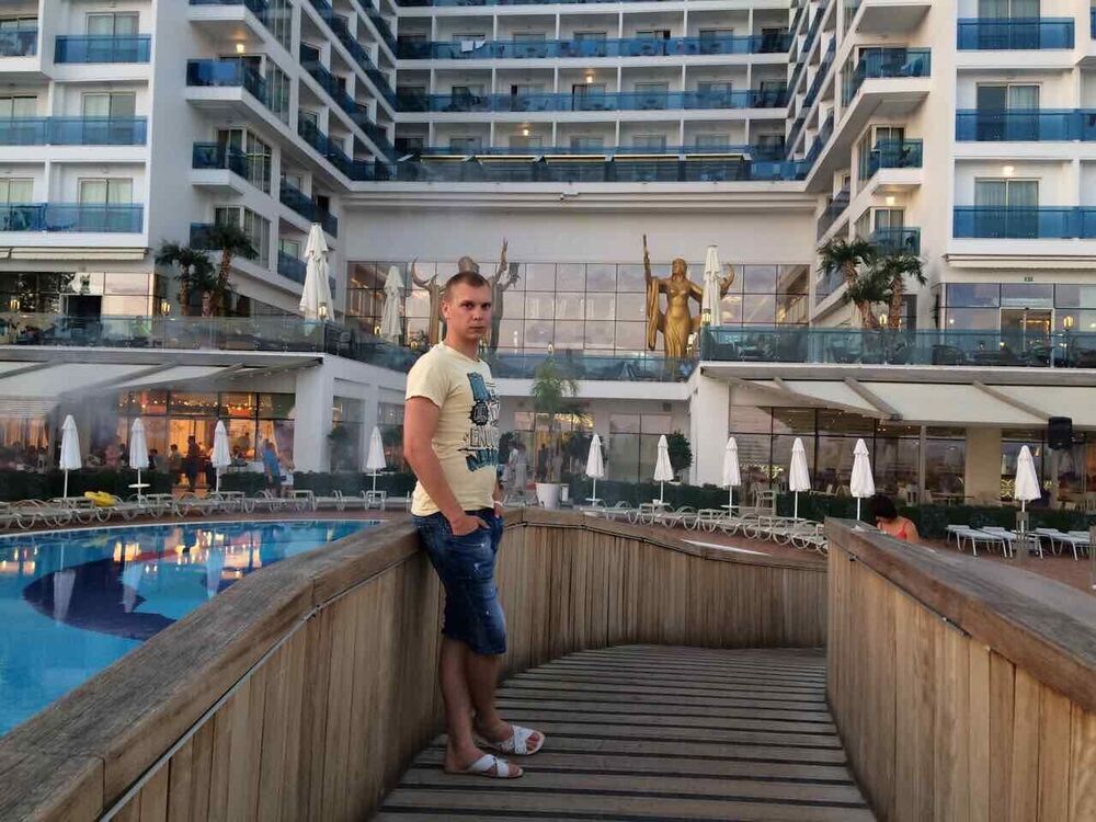  26423941  Artek, 33 ,    Sosnowiec