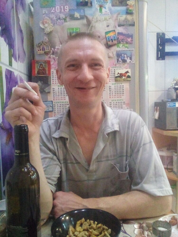  20934371  , 51 ,    