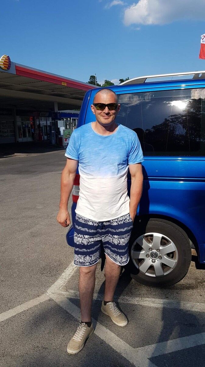  ,   Sergei, 48 ,   ,   , c 