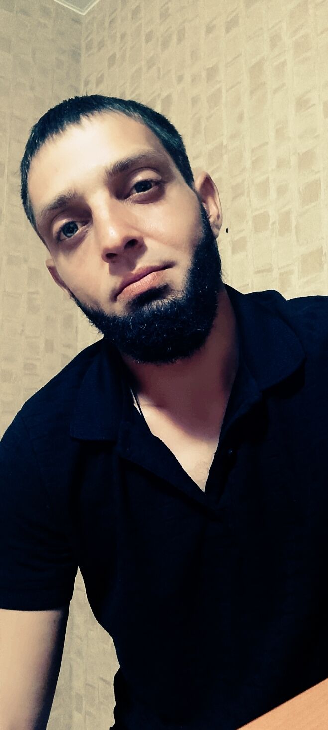  47242611  , 33 ,    