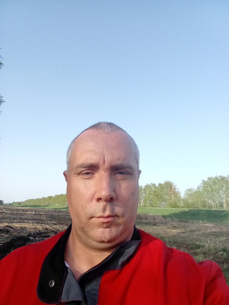  51042481  , 44 ,    
