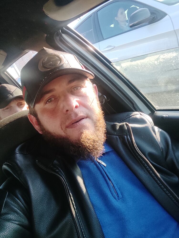  28326711  Krakin, 35 ,    