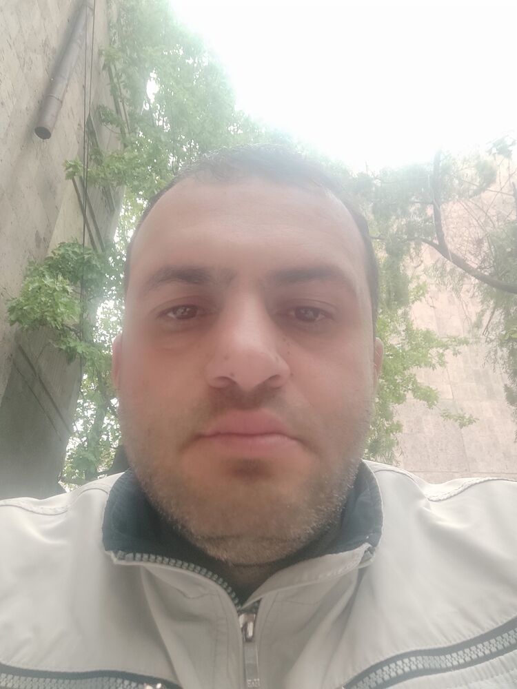  35345581  Samvel, 39 ,    