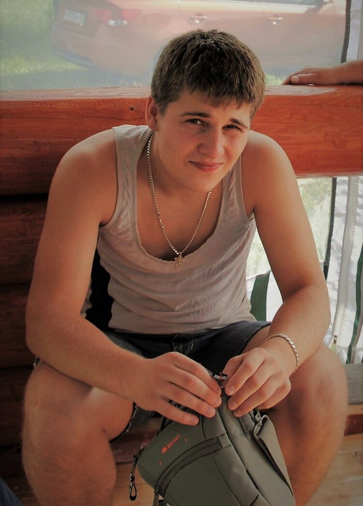  29230401  Ivan, 25 ,    Praha