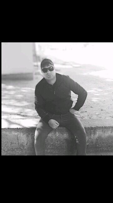  21570411  Taleh, 36 ,    