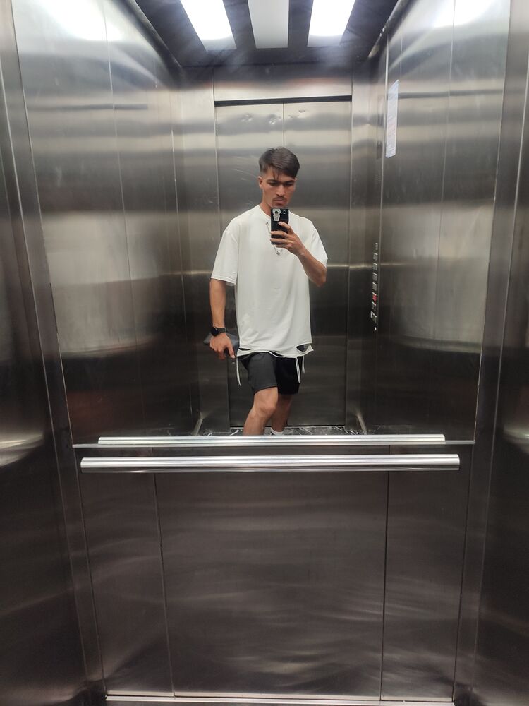  36847911  , 25 ,    