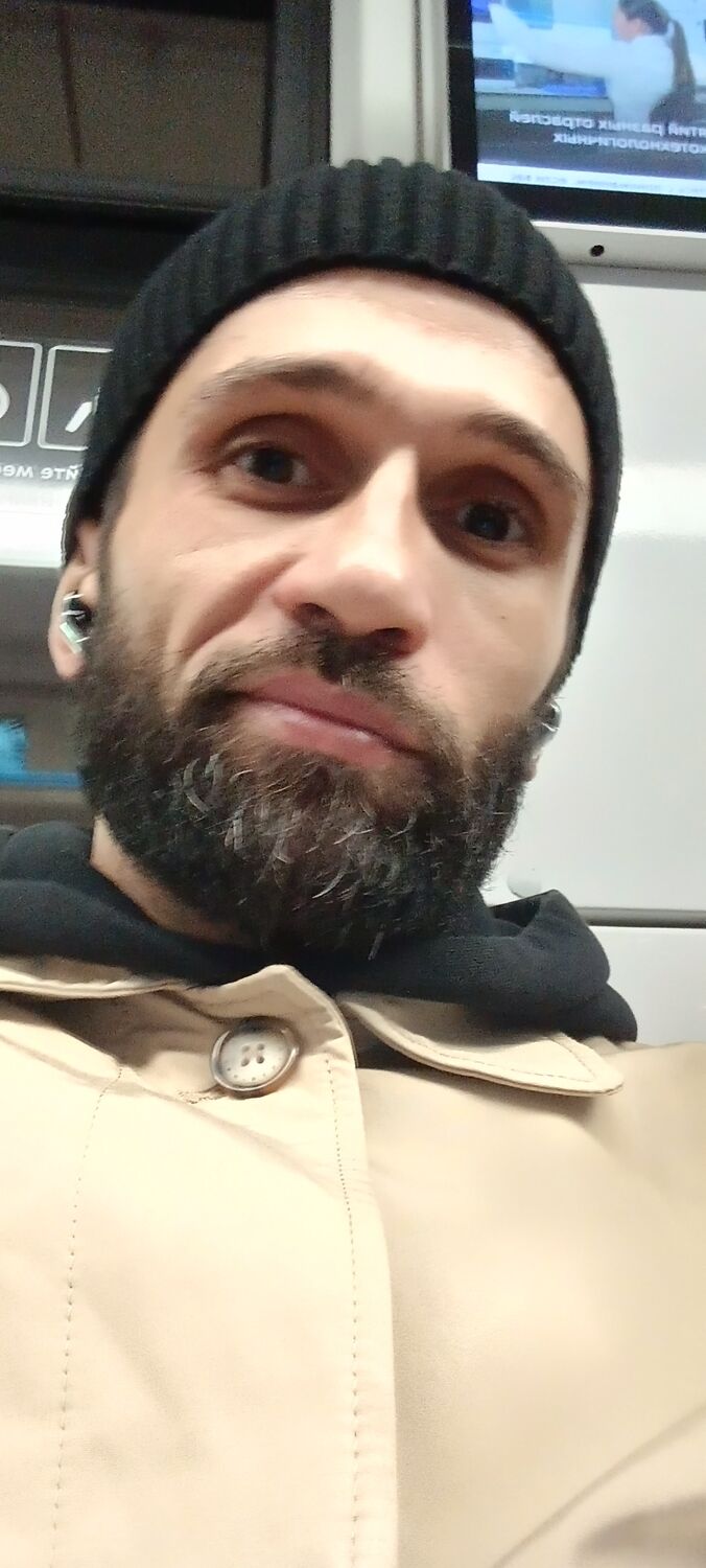  48728461  Garhannii, 35 ,    