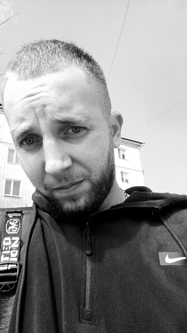  53596461  Vitalik, 29 ,    