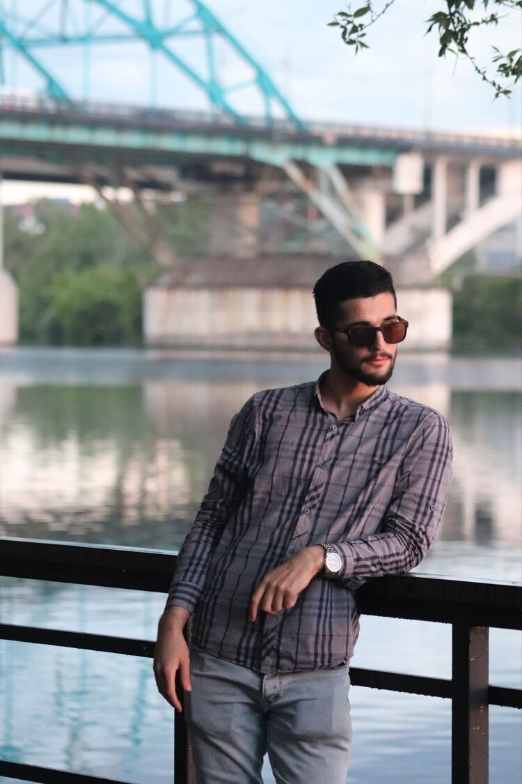  35322451  Abdullah, 21 ,    