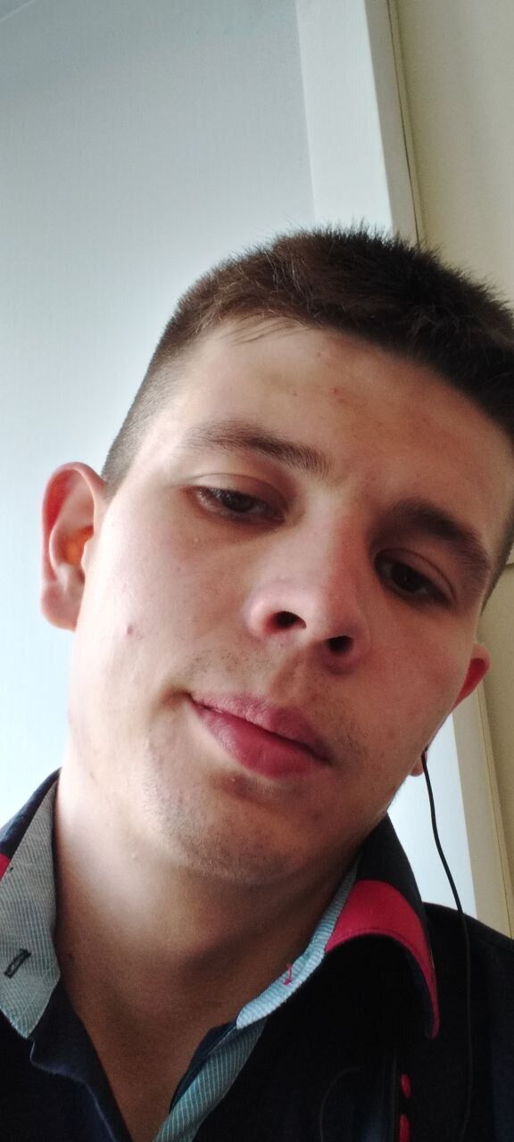  45422611  , 24 ,    
