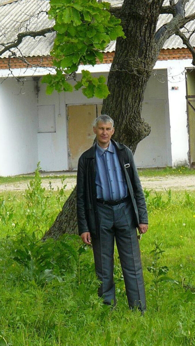  ,   Vladimir, 54 ,   ,   , c 
