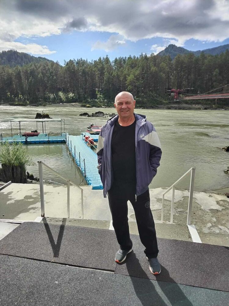  47417231  Sergey, 63 ,    
