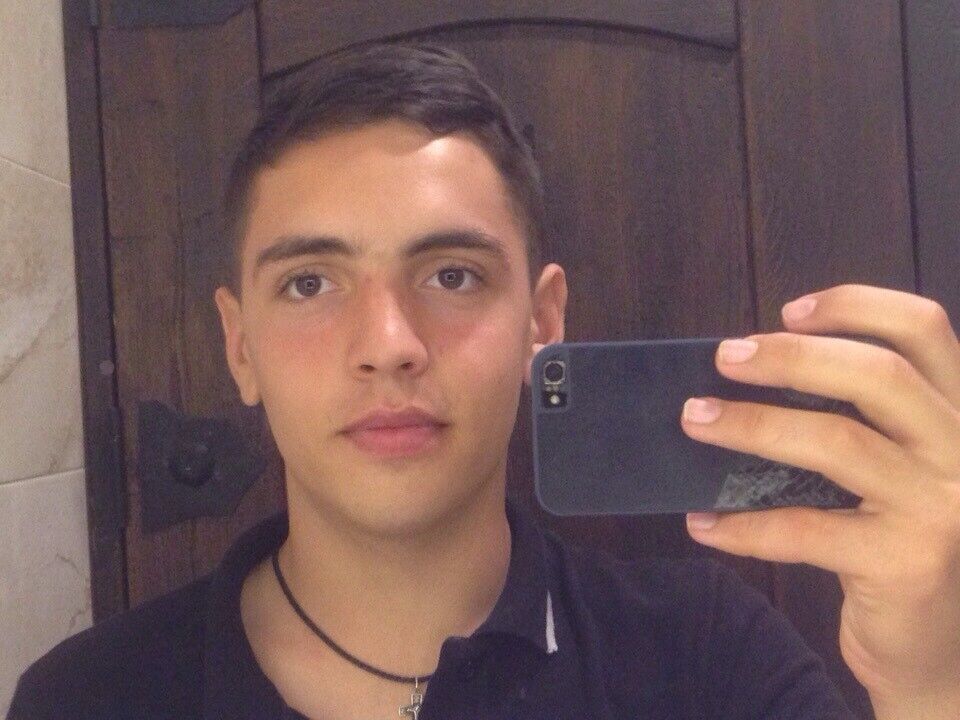  15370681  Sergey, 25 ,    