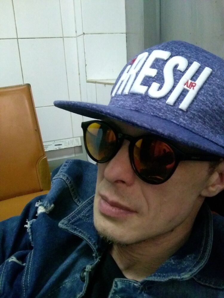  ,   Constantine, 40 ,   ,   , c 