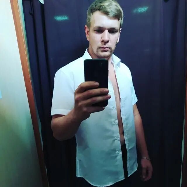  42243281  , 28 ,    -