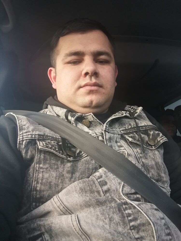  49698991  Werali, 27 ,    