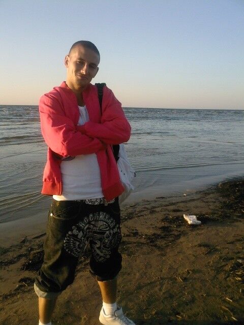  ,   Arsenij, 39 ,   ,   , c 