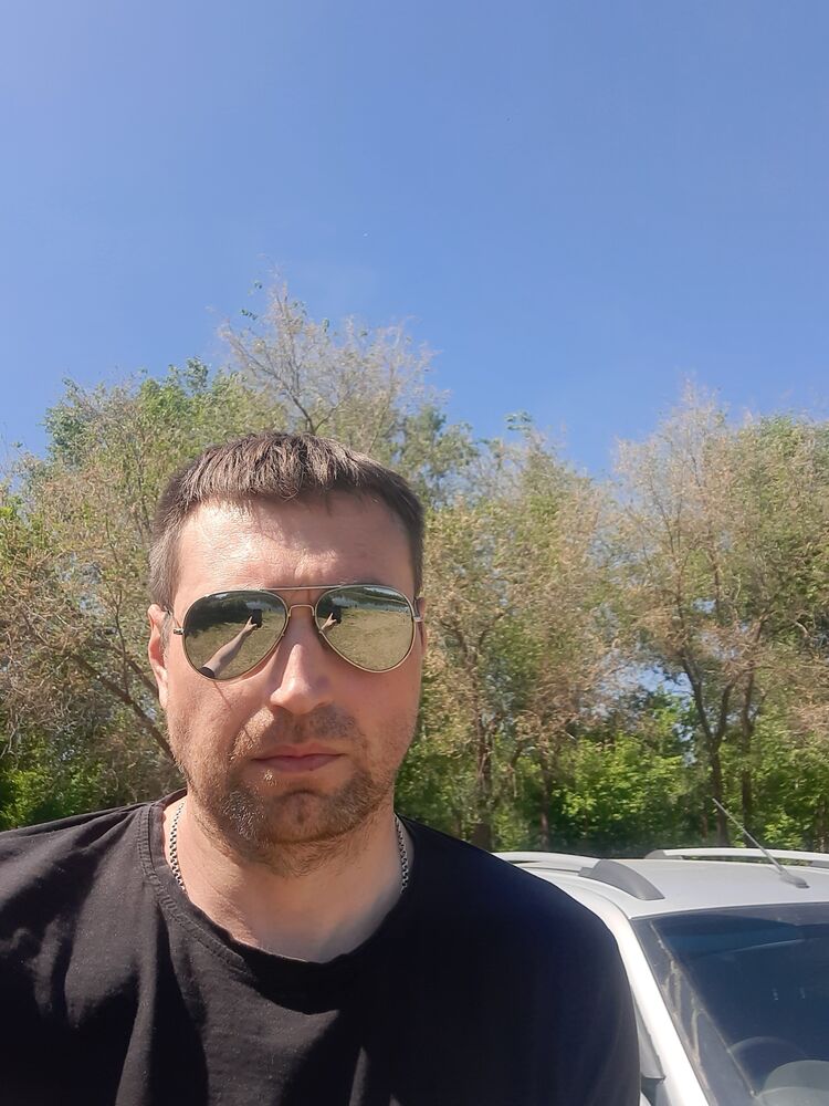  52425701  , 39 ,    
