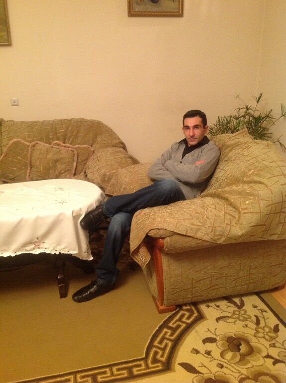  5739641  Gevor, 46 ,    