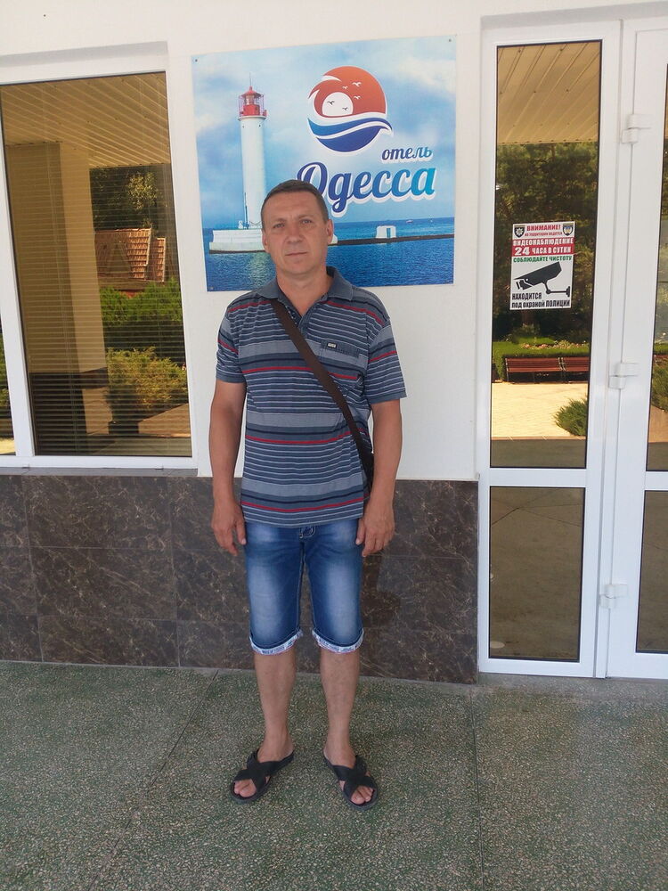  12692681  Victor, 55 ,    