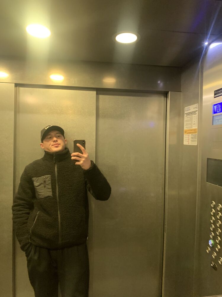  48193951  Ruslan, 22 ,    -