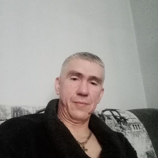  37977131  , 47 ,    