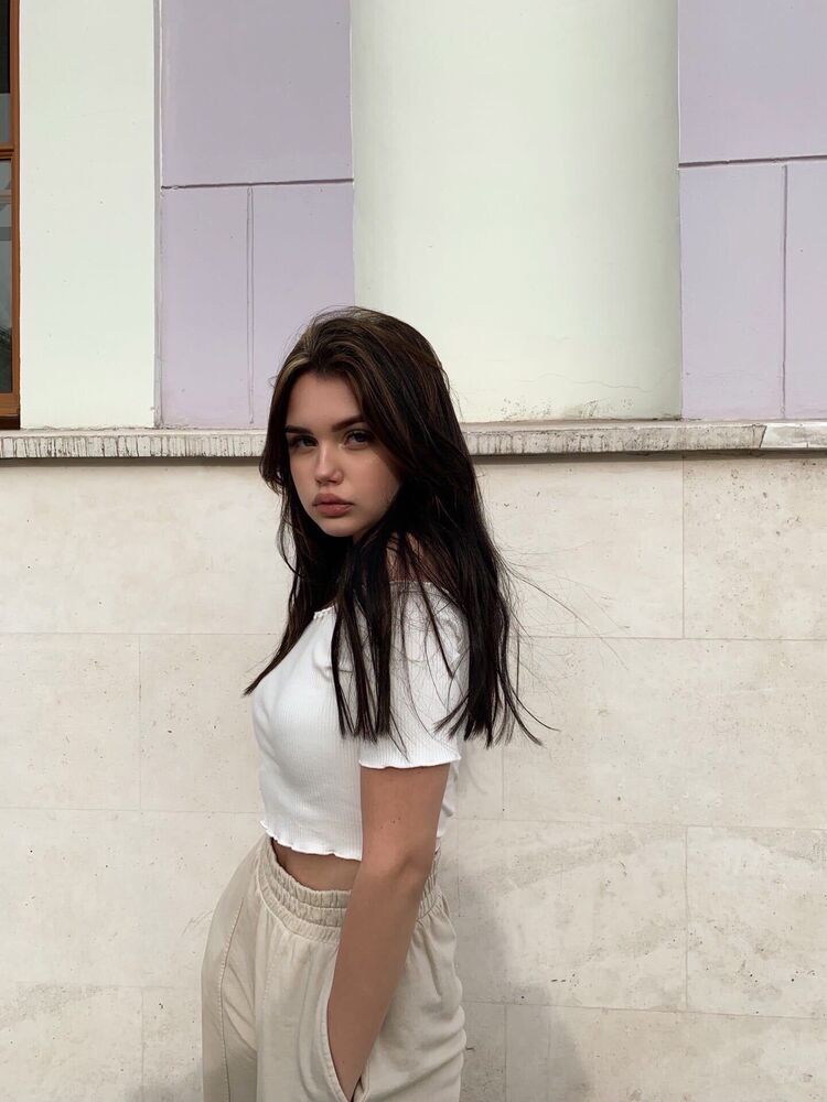  23877141  , 22 ,    -