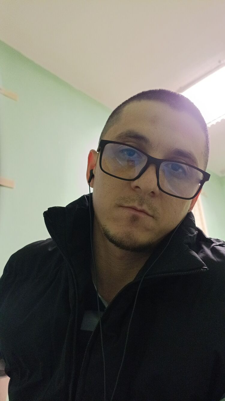  53584631  Zeno Kar, 29 ,    