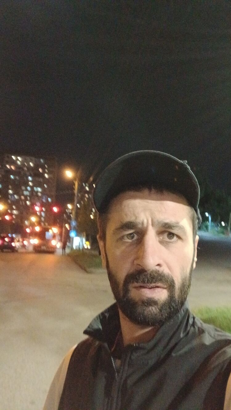  46300011  Iksii, 36 ,    