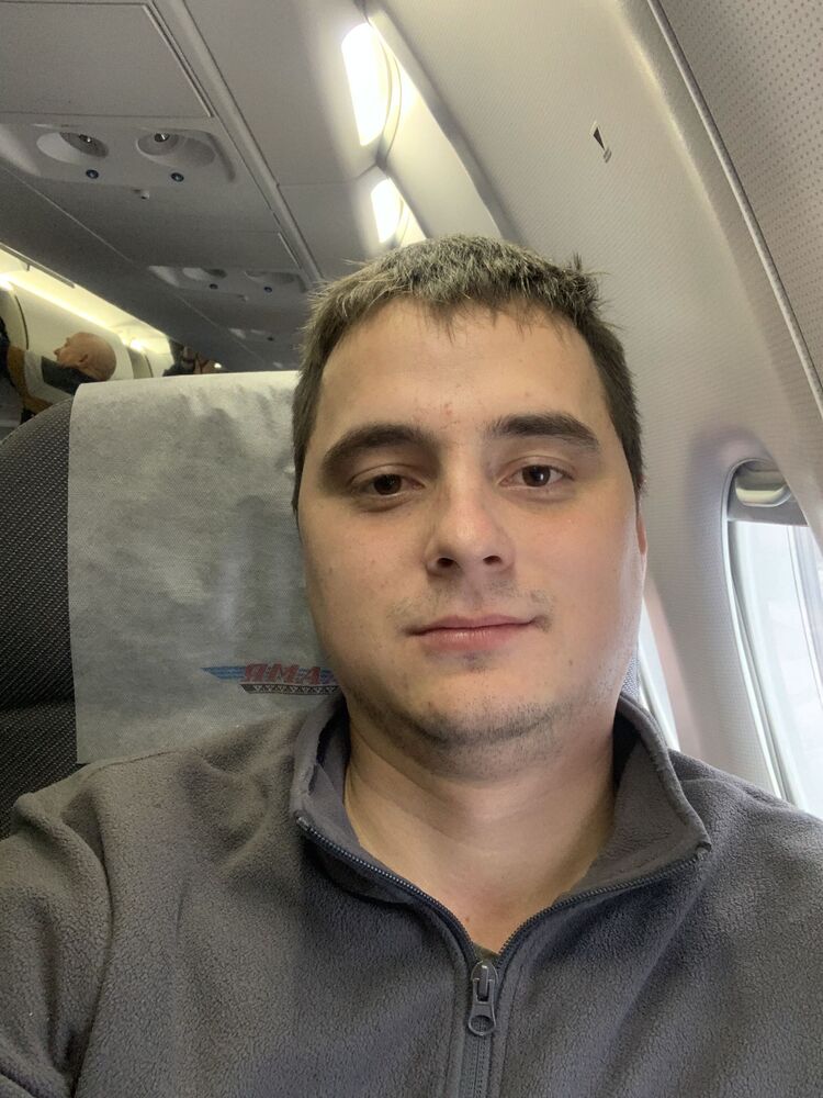  53003241  Ainur, 27 ,    