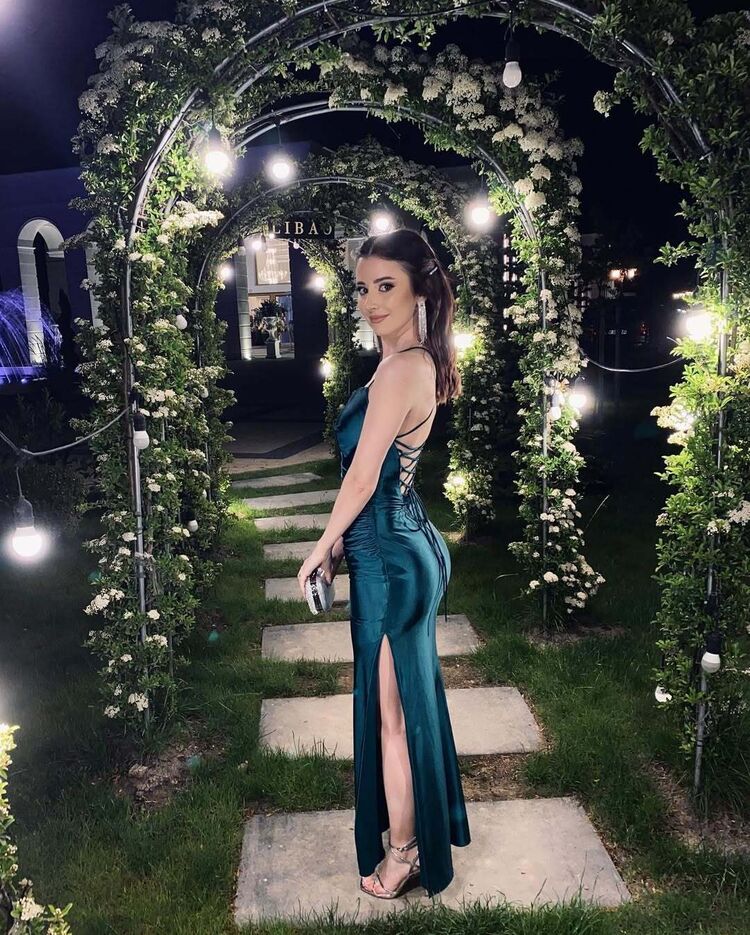  ,   Kristina, 28 ,     , c , 