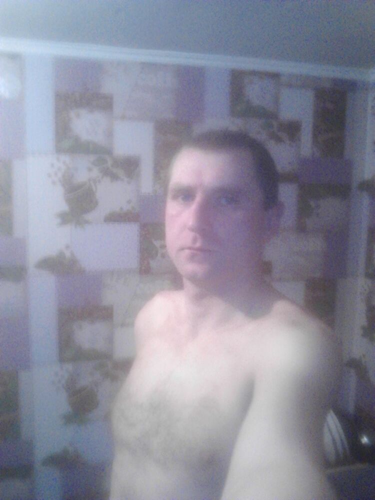  9507741  Oleg, 41 ,    